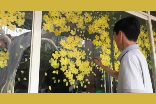 Vẽ Tranh Kính Tết Trang Trí Chung Cư Khang Điền