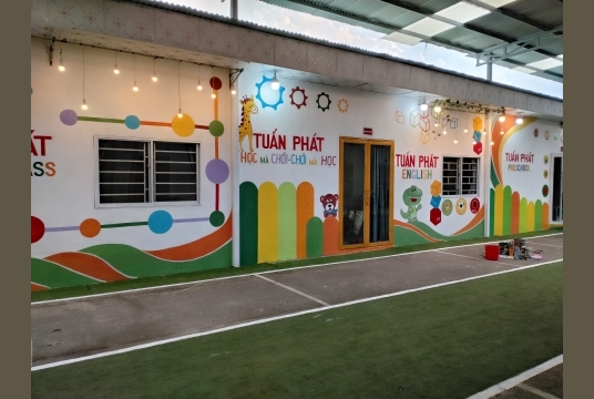 Vẽ Tranh Tường Trang Trí Sắc Màu Tuổi Thơ