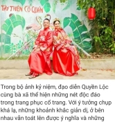 Vợ chồng đạo diễn Quyền Lộc tại bức tranh tường